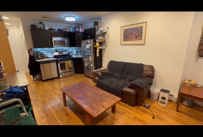 Spacious Private Bedroom with own Private Bathroom Main Photo