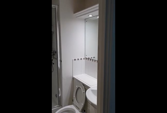 Bright En-suite room in zone 2/3 Main Photo