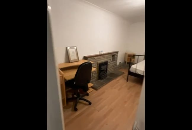 Great location, Town , Rail station, Hospital  Main Photo