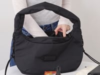 スローブ イエナ（SLOBE IENA）/HUNTER/ハンター TRALEL HOBO SLING UBS3932 NRS−BLK HUNTER/ハンター TRALEL HOBO SLING UBS3932 NRS-BLK（ハンドバッグ