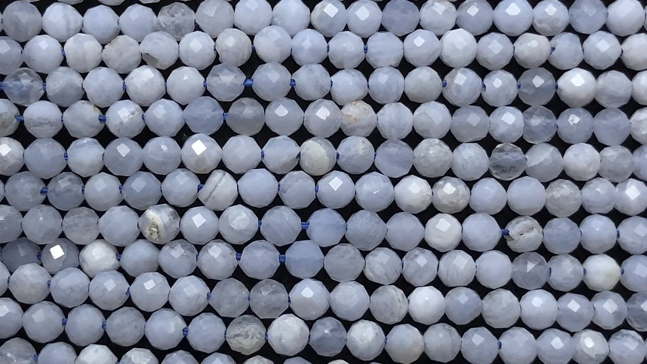 1888年製 ブルーレース ラウンドビーズ 40連 ブルーレース ラウンドカット3mm ｜天然石ビーズの卸問屋・通販