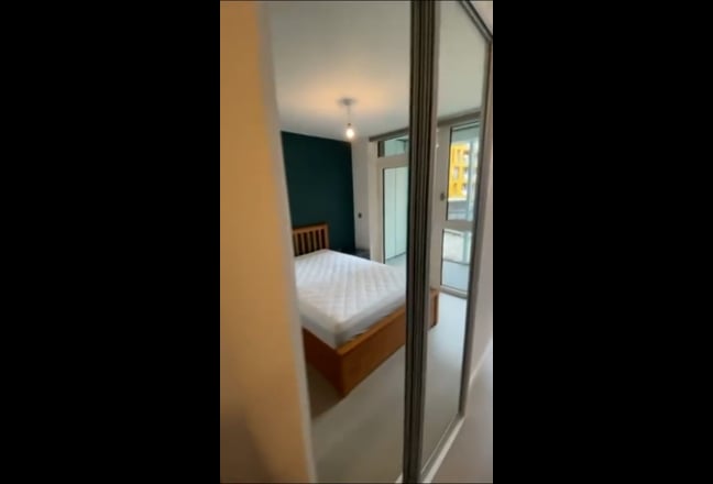 En-suite double room with balcony in Greenwich Main Photo