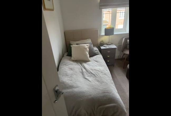 Room to Rent Main Photo