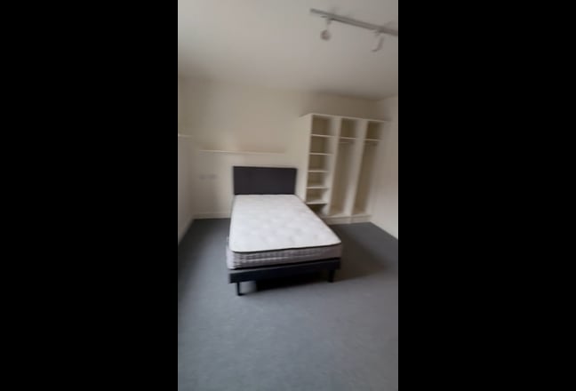 Modern Studio In Nether Edge All Bills Included Main Photo