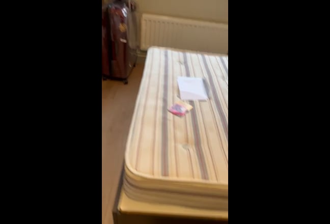 A large ensuite student apartment in London is bei Main Photo