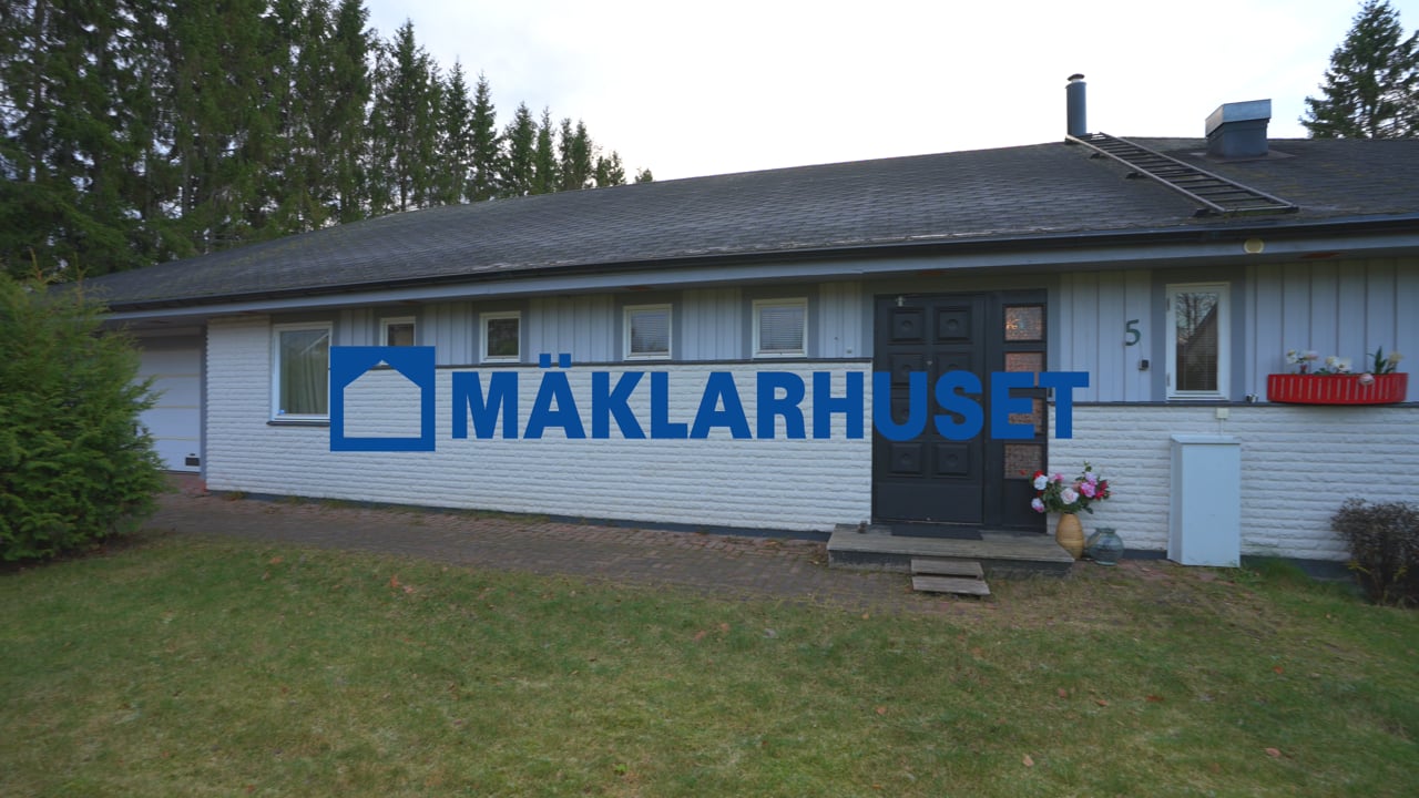 6 rum Villa på Harmonivägen 5 Bjästa Örnsköldsviks kommun - video