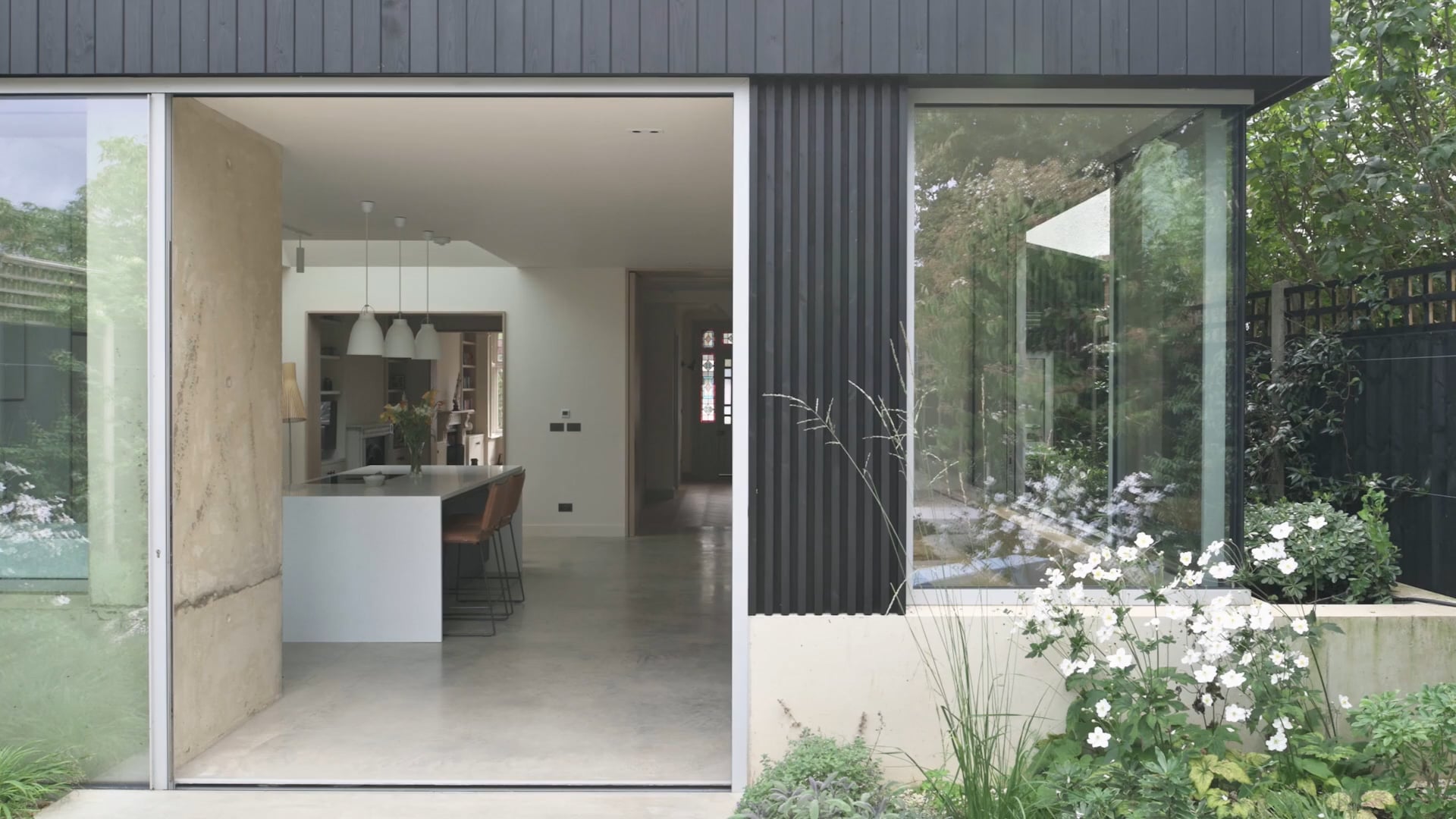 202309_ASHLEY ROAD_cut 01