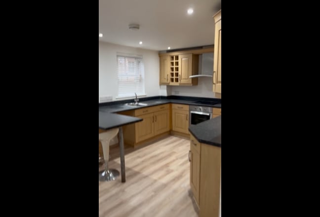 Two Bed Flat 15Min Walk Musgrove Park Hospital Main Photo