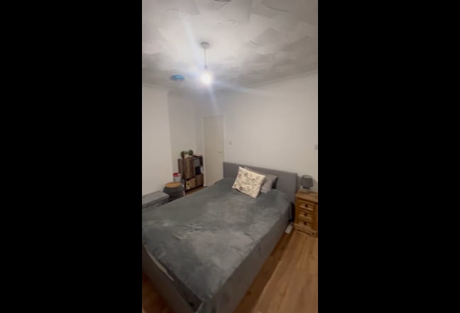 Double rooms  available to rent in Gillingham  Main Photo