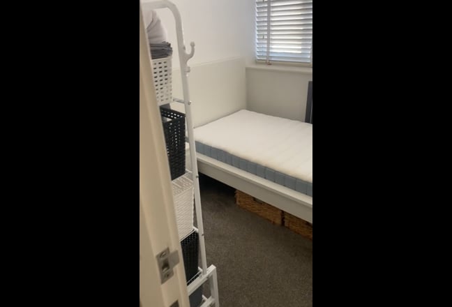 Single room in sought after area in Great Baddow Main Photo