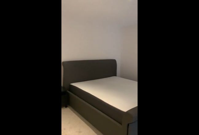 En-suite double room in Dalston Square Main Photo