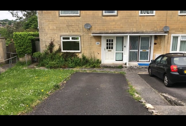 Great single room in beautiful home 🏡  Main Photo