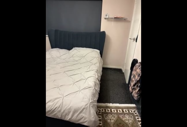 1 bedroom double Main Photo