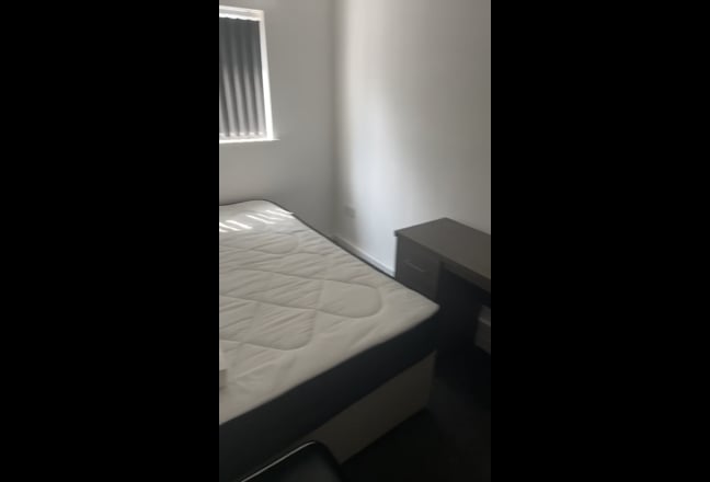 Student University House Tenancy Takeover  Main Photo