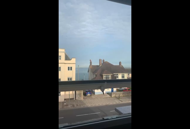 Sea side town wanted female roommate (April 2026) Main Photo