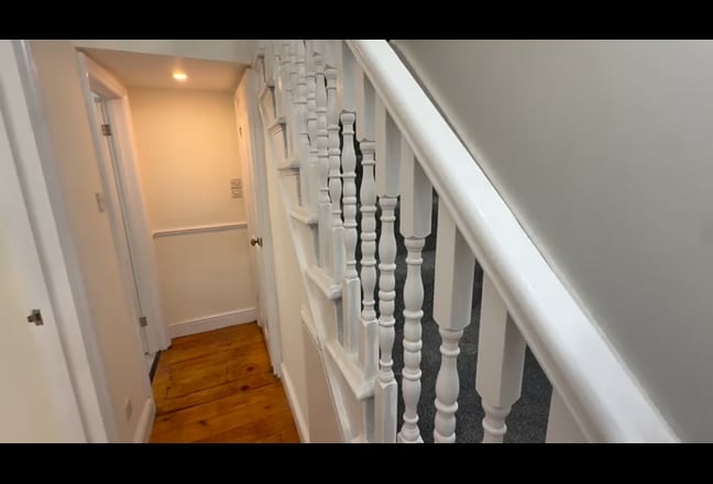 Newly refurbished 4 bedroom house in West Hampstea Main Photo