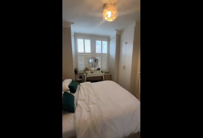 Room to Rent in Southfields Main Photo