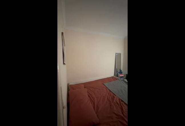 Room in Woolwich  Main Photo