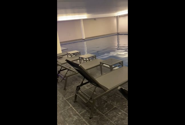 Amazing double ensuite room inc gym,sauna,swim  Main Photo