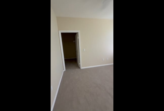 Santa Clarita Private Room/Private bathroom  Main Photo