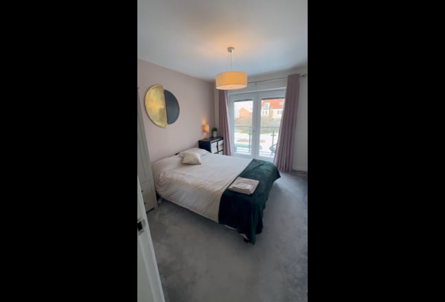 Double Bedroom – All bills included Newcastle  Main Photo