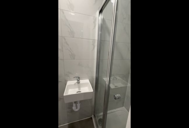 Brand New Studios in Northolt 🏠🚪 Main Photo