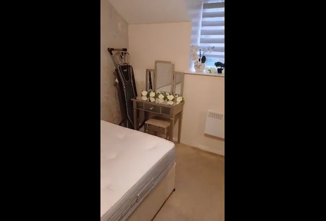 1 Bedroom 2nd Floor Flat to let Springwood Hall Main Photo