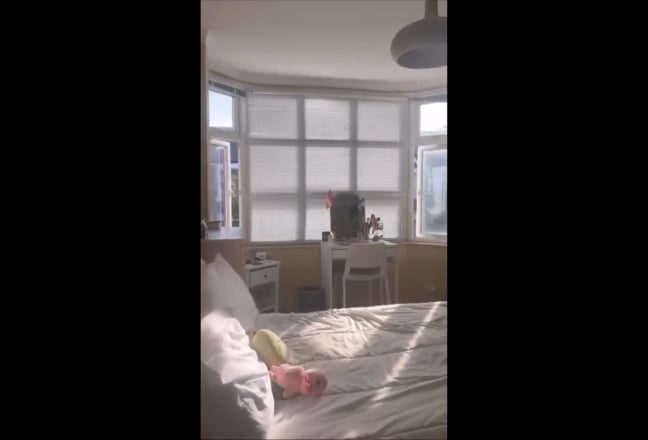 Large double room available in female household! Main Photo