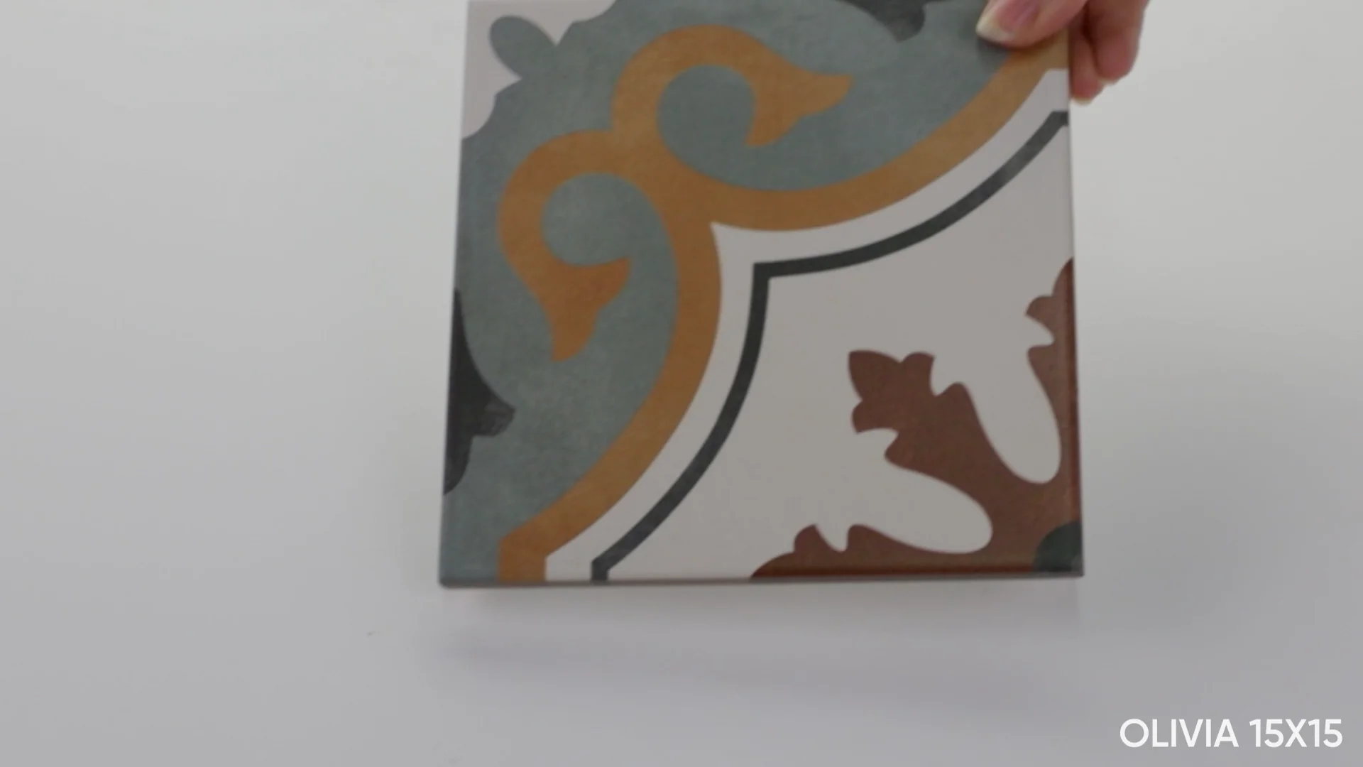 CARMEN-OLIVIA 15X15