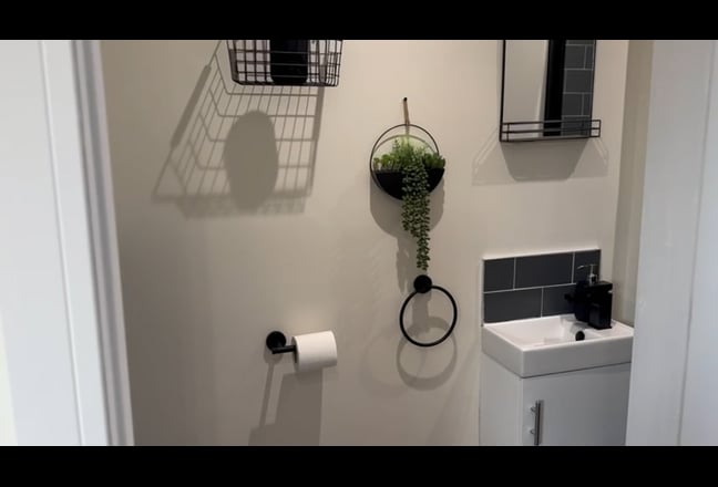 West Bridgford spacious, furnished double bedroom  Main Photo