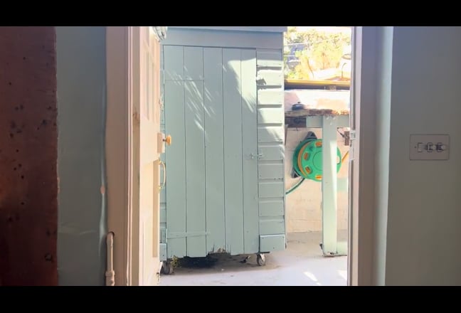  Luxury Flat, High Street Marlborough Main Photo