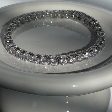 Round Tennis Bracelet (17 TCW)