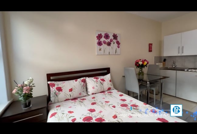 Spacious Modern Double Studio with AC Main Photo