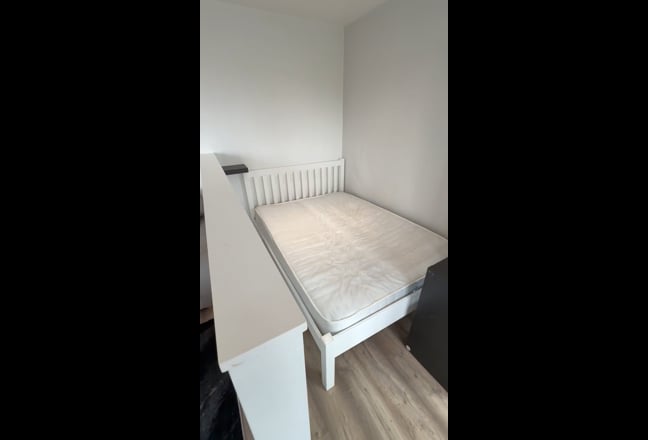 Furnished Studio Apartment 950 inc All Bills  Main Photo