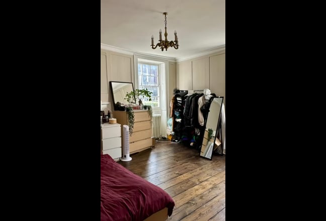 Large Double Room in Spitalfields Main Photo