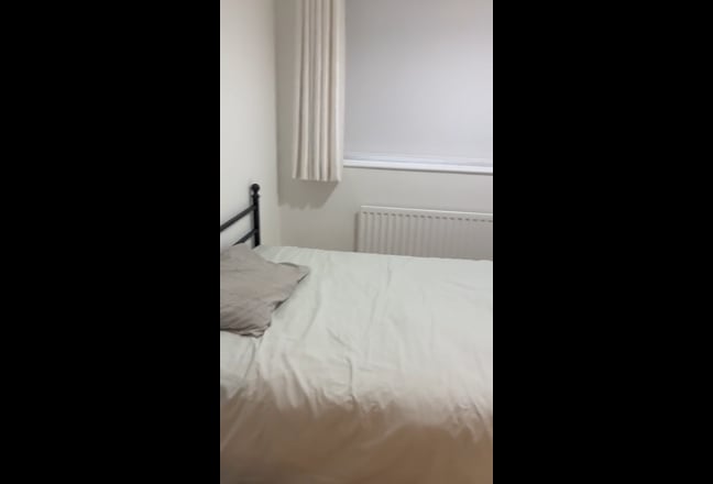 Double room with single bed heating Main Photo