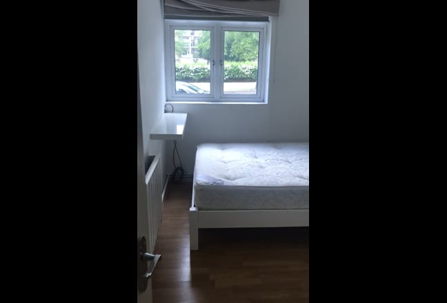 Double Room, Clapham Main Photo