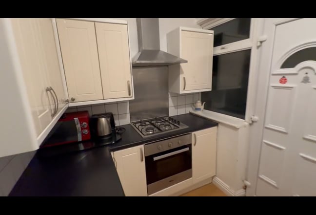 Spacious 3Bed House Main Photo