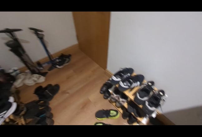 Double room in spacious, cozy & convivial apt  Main Photo