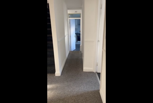 🔥First Month 1/2 Price Great Location!! Ul Main Photo