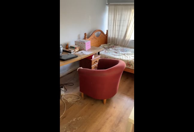 Double room for single working person Main Photo