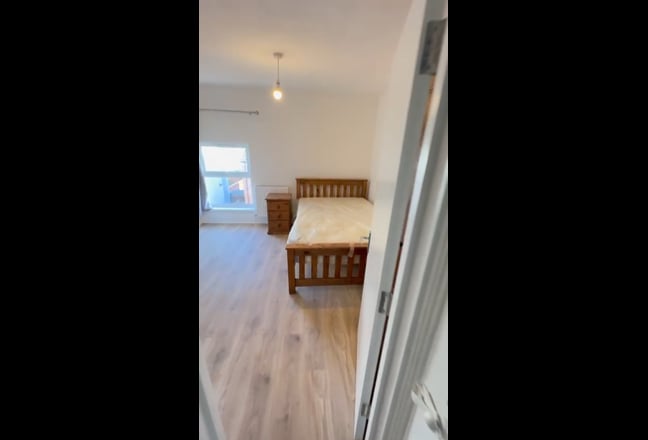 5 Bedroom house to let close to hospital and town Main Photo