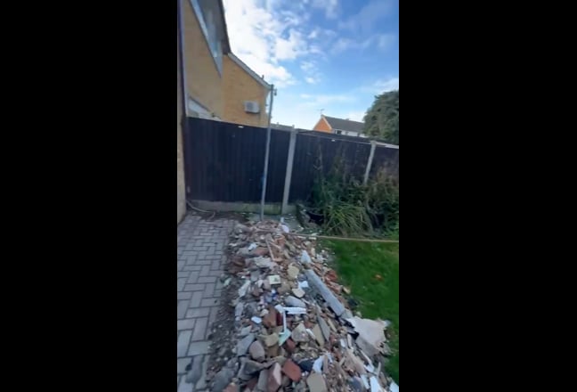 Stunning newly refurbsihed three bedroom house  Main Photo