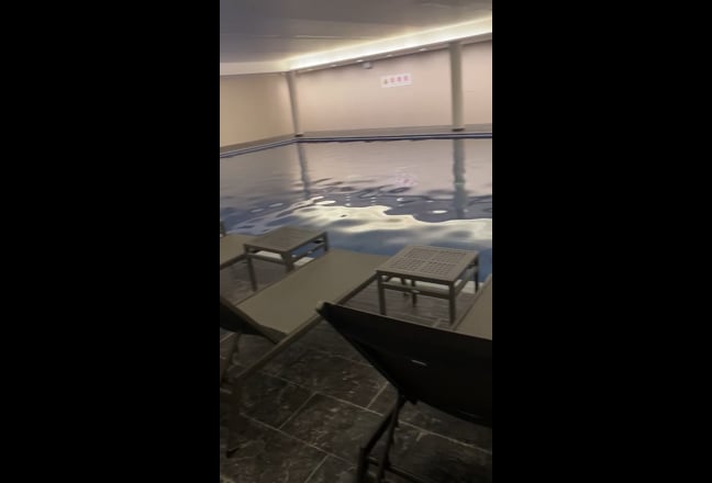 Amazing double ensuite room inc gym,sauna,swim  Main Photo