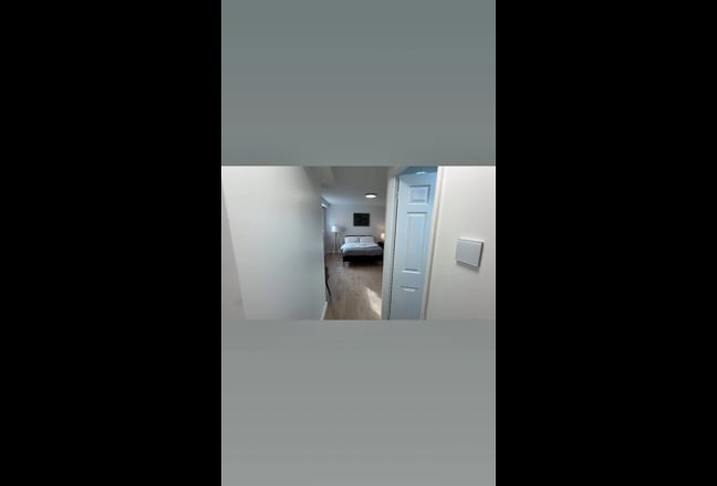 Ensuite large room in a modern house  Main Photo