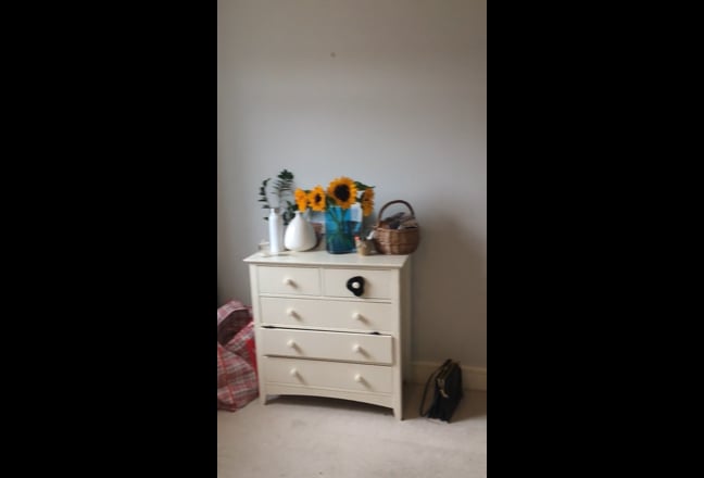 🏠  Large Double Room Just Off Northcote Road  Main Photo