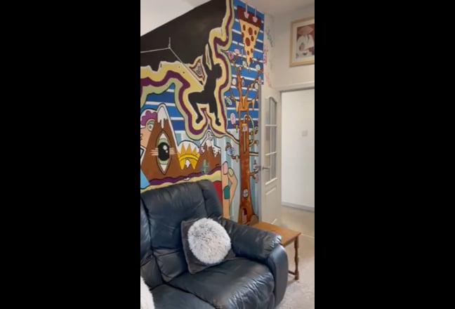 Bright 1-bedroom whole apartment in city centre Main Photo