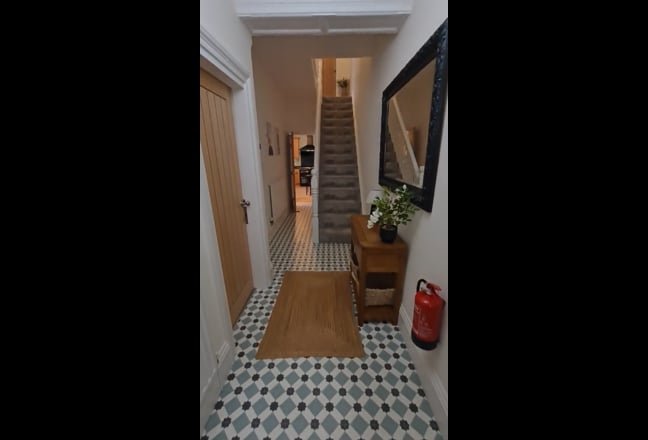 Luxurious Rooms in Brand New Professional House Main Photo