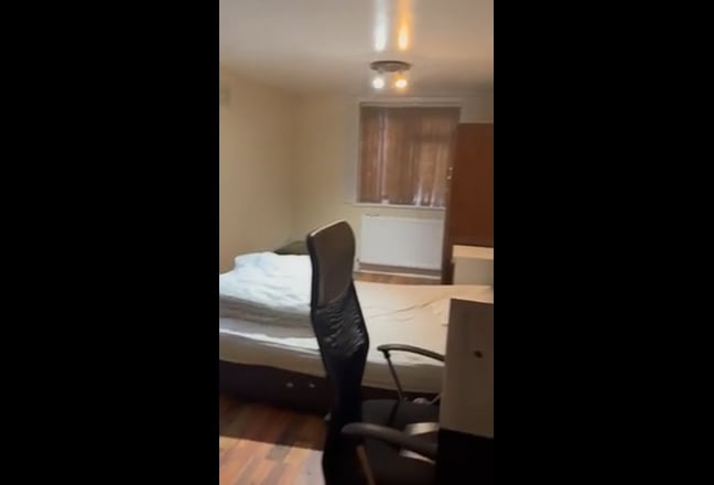 Double spacious room in the heart of Sellyoak Main Photo