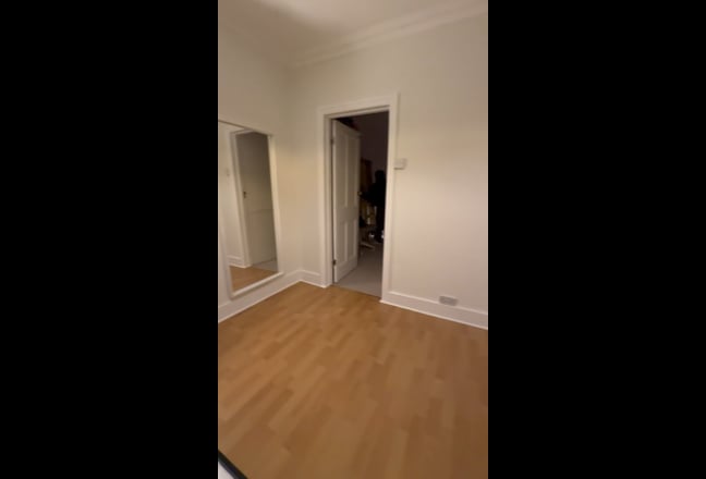 Freshly Decorated Double Room !! Main Photo